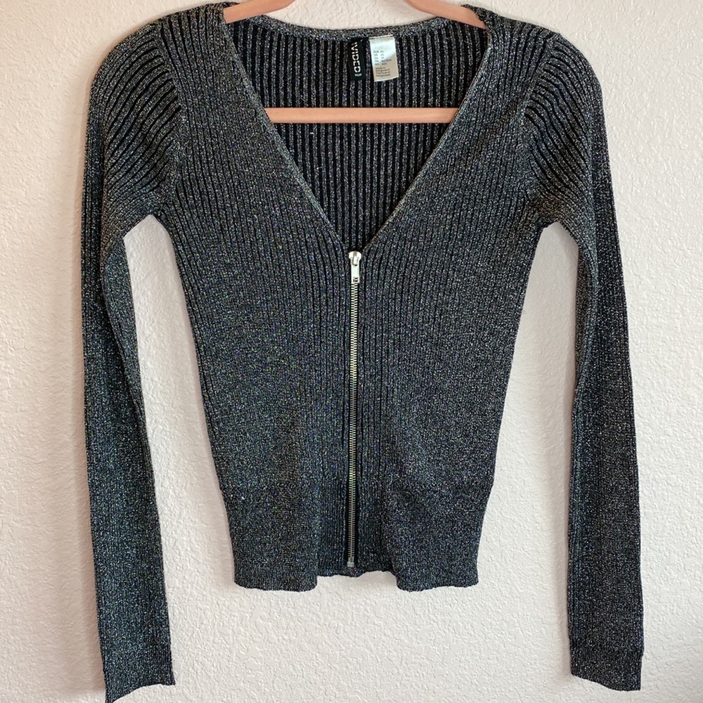 H&M XS Dark Gray and Sparkly Stretchy V-Neck Sweater